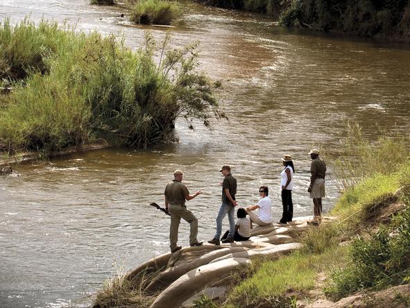 Tinga Narina Lodge - walking safari